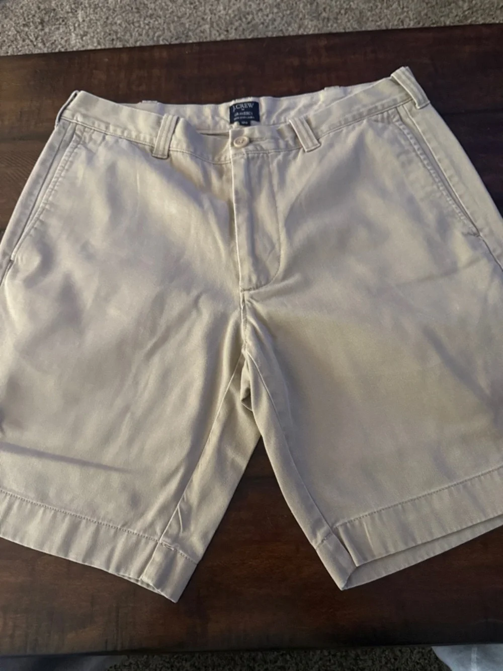 J. Crew Men's Gramercy Flat-Front Chino Shorts in Light Khaki 32w